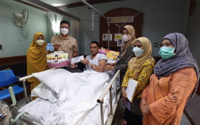 ศูนย์ปฏิบัติการช่วยเหลือเยียวยาจังหวัดยะลา มอบเงินช่วยเหลือเยียวยา ให้แก่ อส.ทพ.ต่วนอานัส วาบา อายุ 29 ปี ที่ได้รับบาดเจ็บจากเหตุการณ์เมื่อวันที่ 30 ตุลาคม 2565